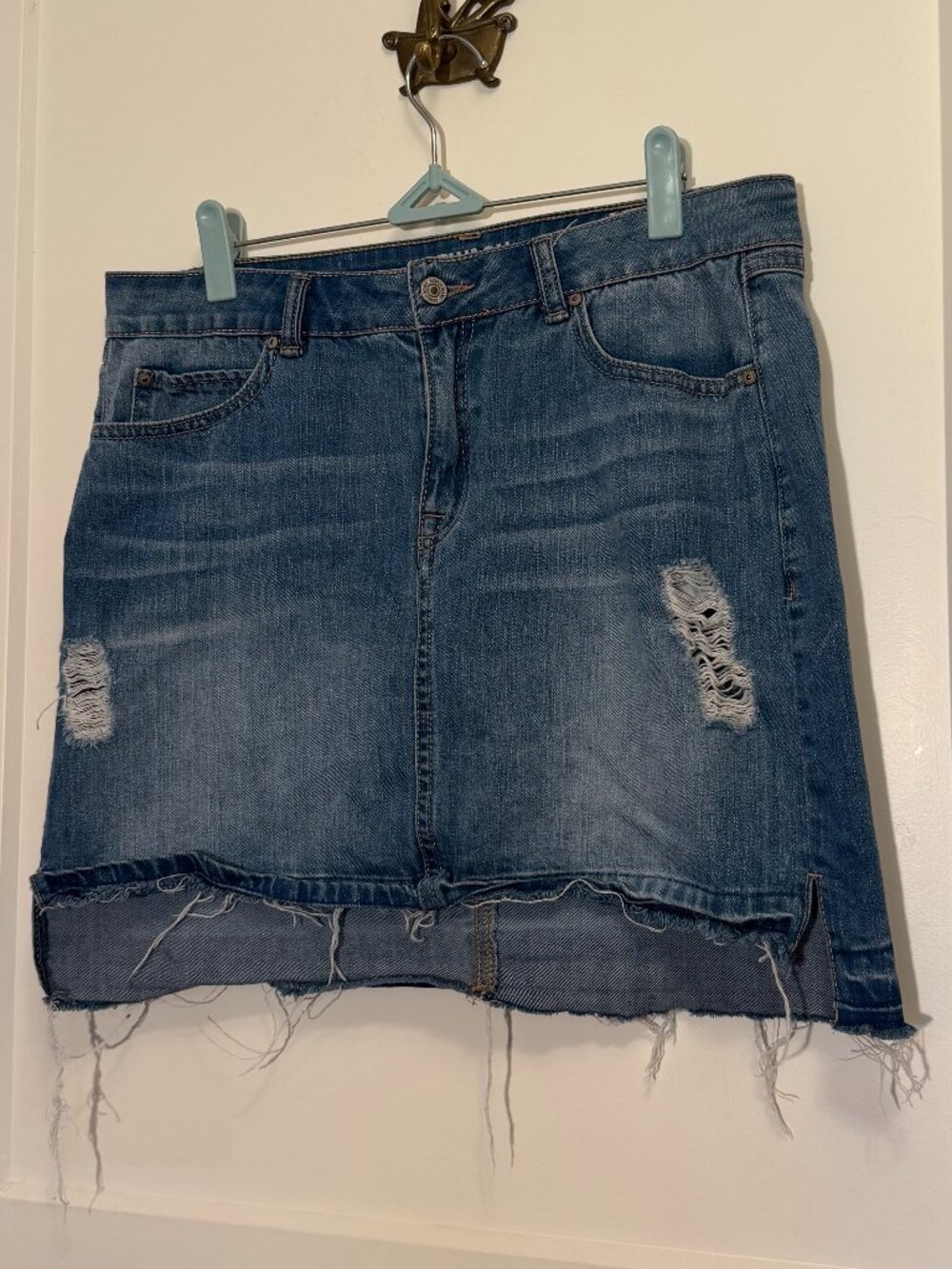 Rewash Distressed Denim Skirt